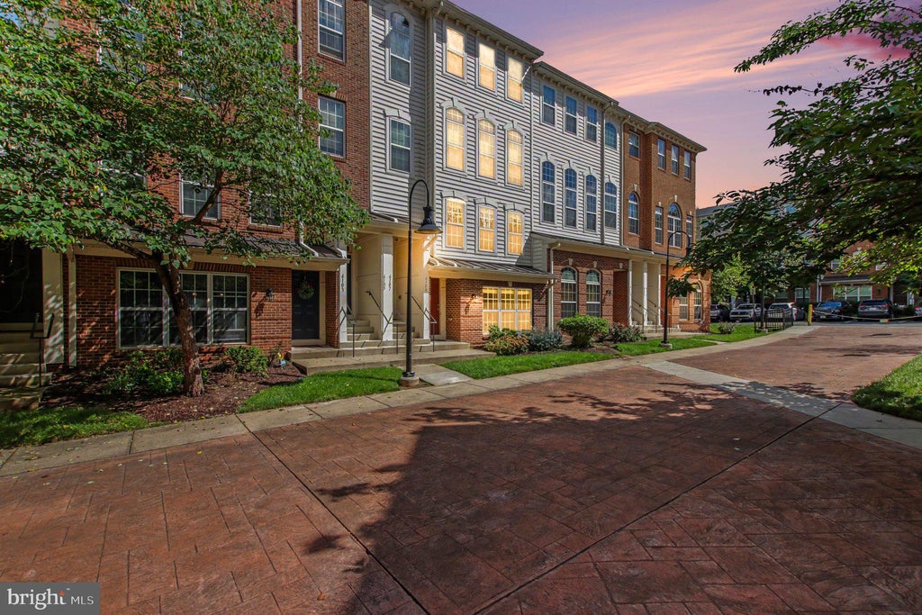 Photo of 6109 Aster Haven Circle, HAYMARKET, VA 20169 (MLS # VAPW2127282)
