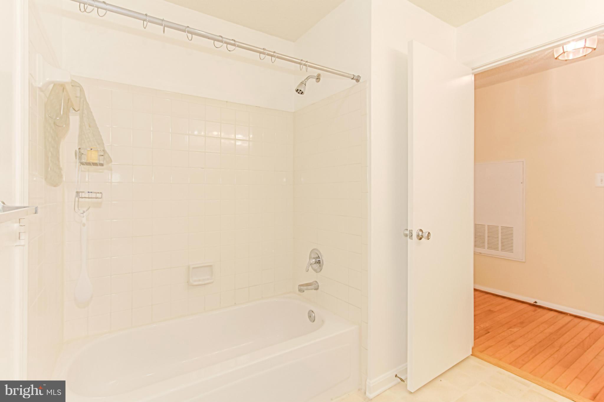 CHURCHILL VIEW - Residential