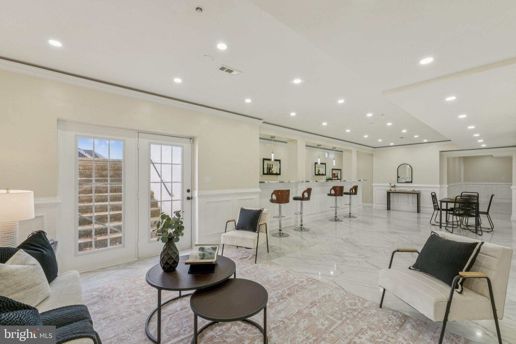 TALL OAKS ESTATES - Residential