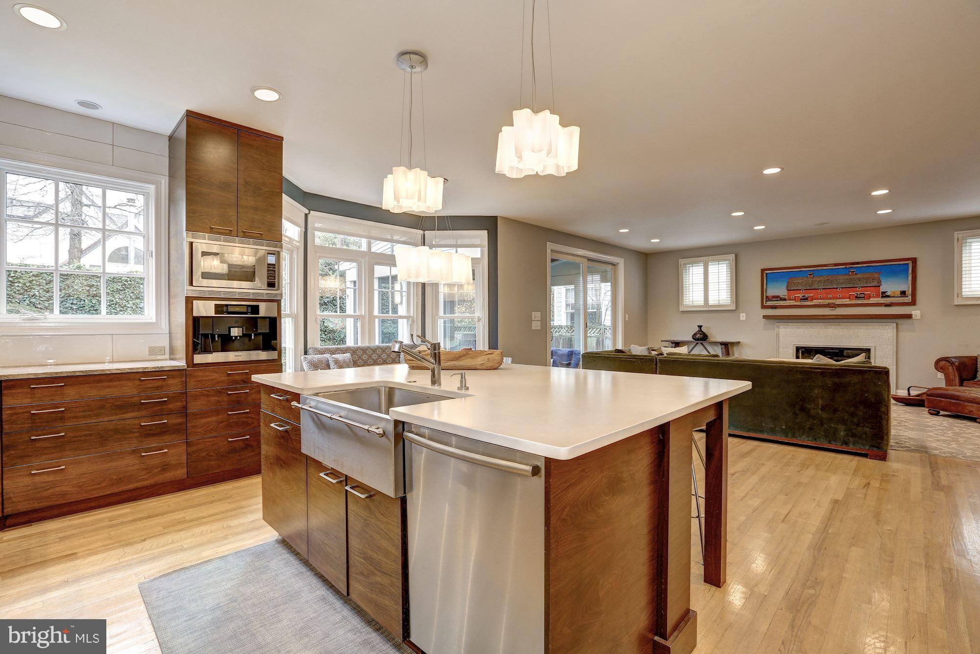 CHEVY CHASE MANOR - Residential