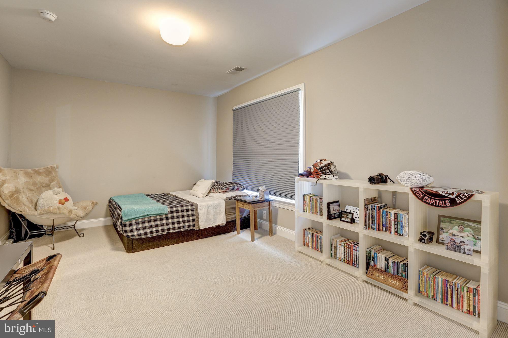 CHEVY CHASE MANOR - Residential