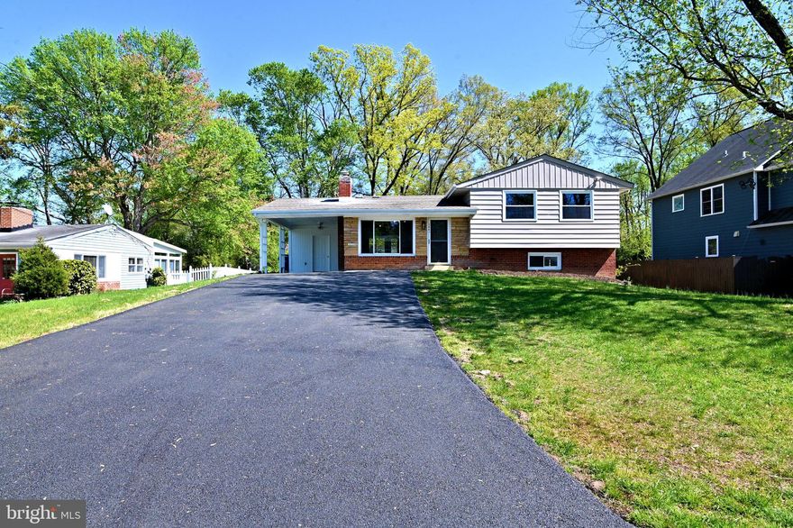 LISTING PRICE UPDATE!! 
NOW IS YOUR  OPPORTUNITY TO OWN A TOTALLY REDESIGNED AND RENOVATED HOUSE IN  MOUNT VERNON. THIS HOME HAS A VERY LARGE BACKYARD AND MORE, TOO MANY TO LIST. MUST SEE TO APPRECIATE.  VIDEO AVAILABLE