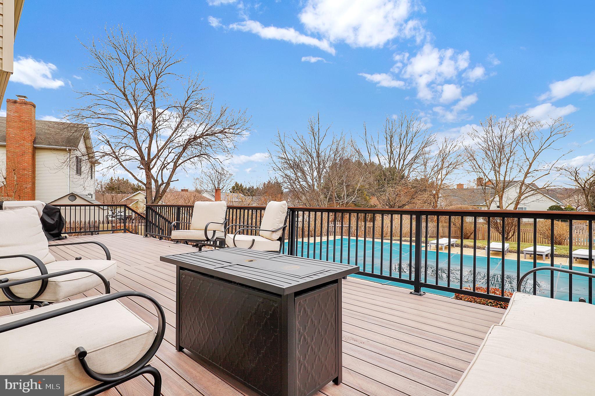 DEERFIELD - Residential