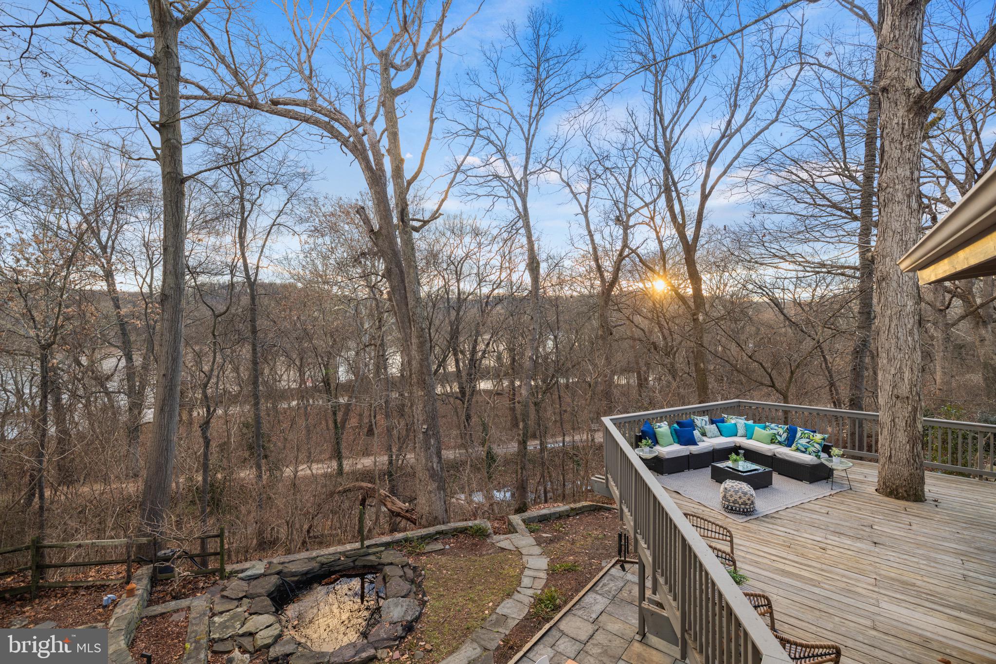 CABIN JOHN PARK - Residential