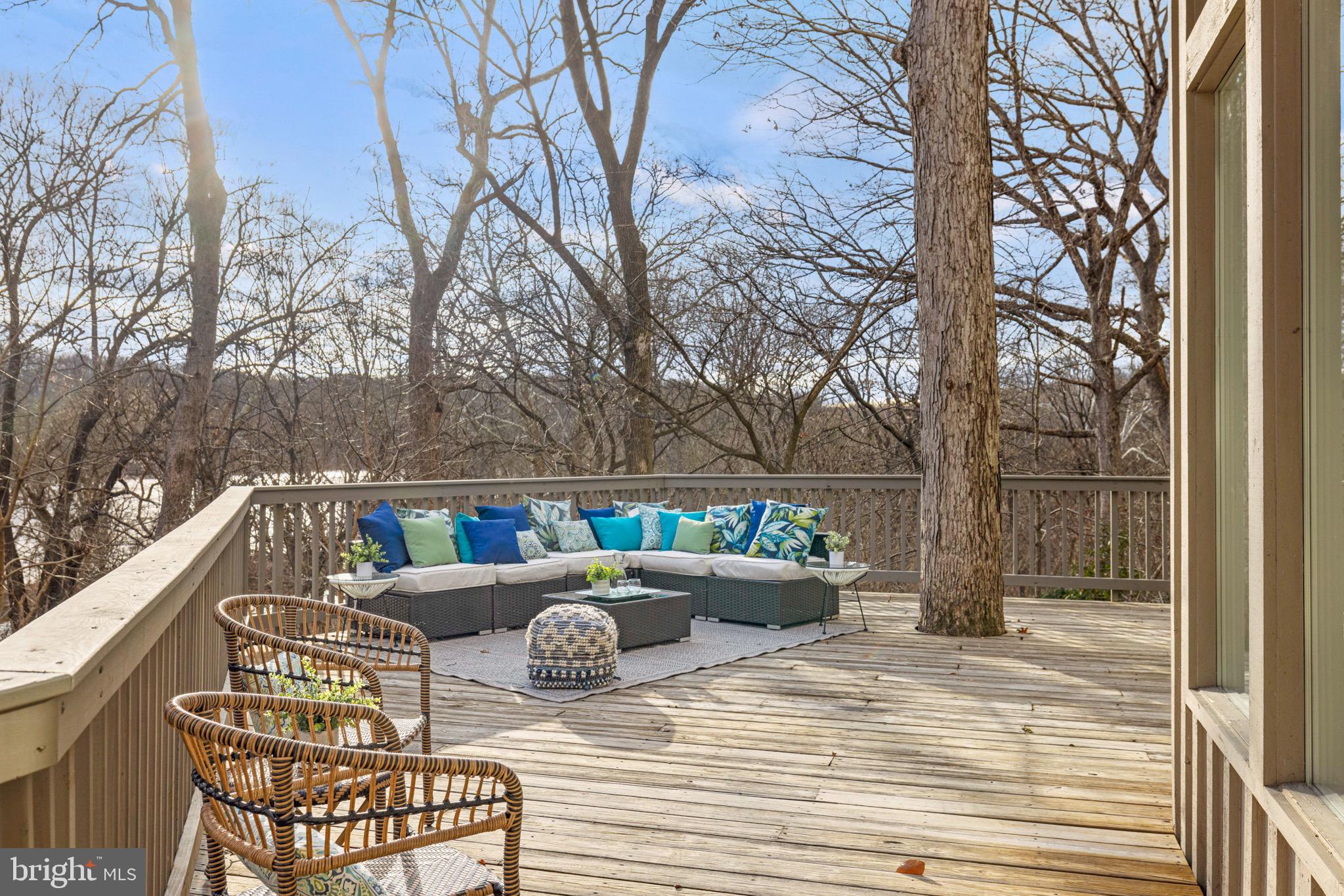 CABIN JOHN PARK - Residential