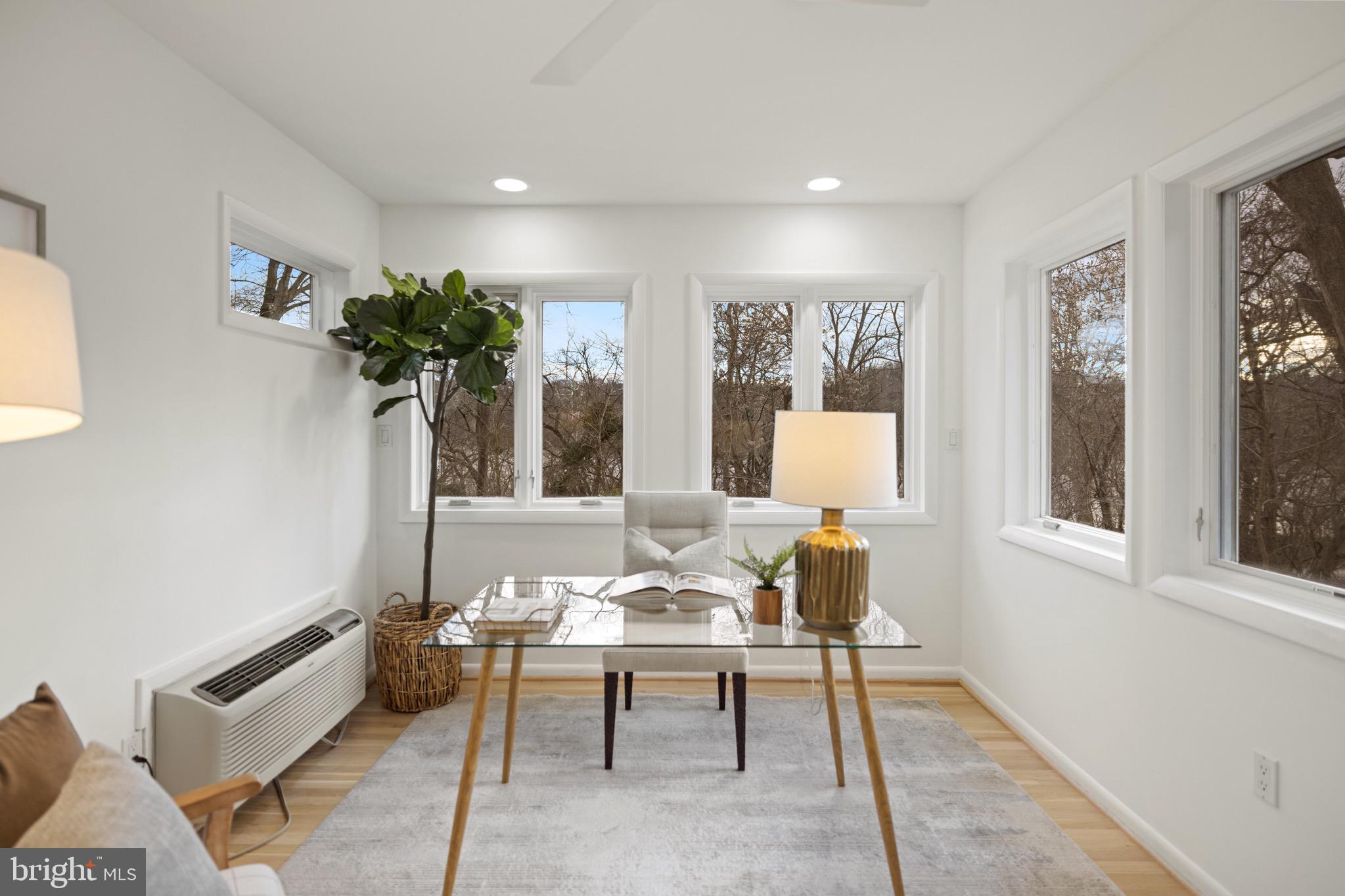 CABIN JOHN PARK - Residential