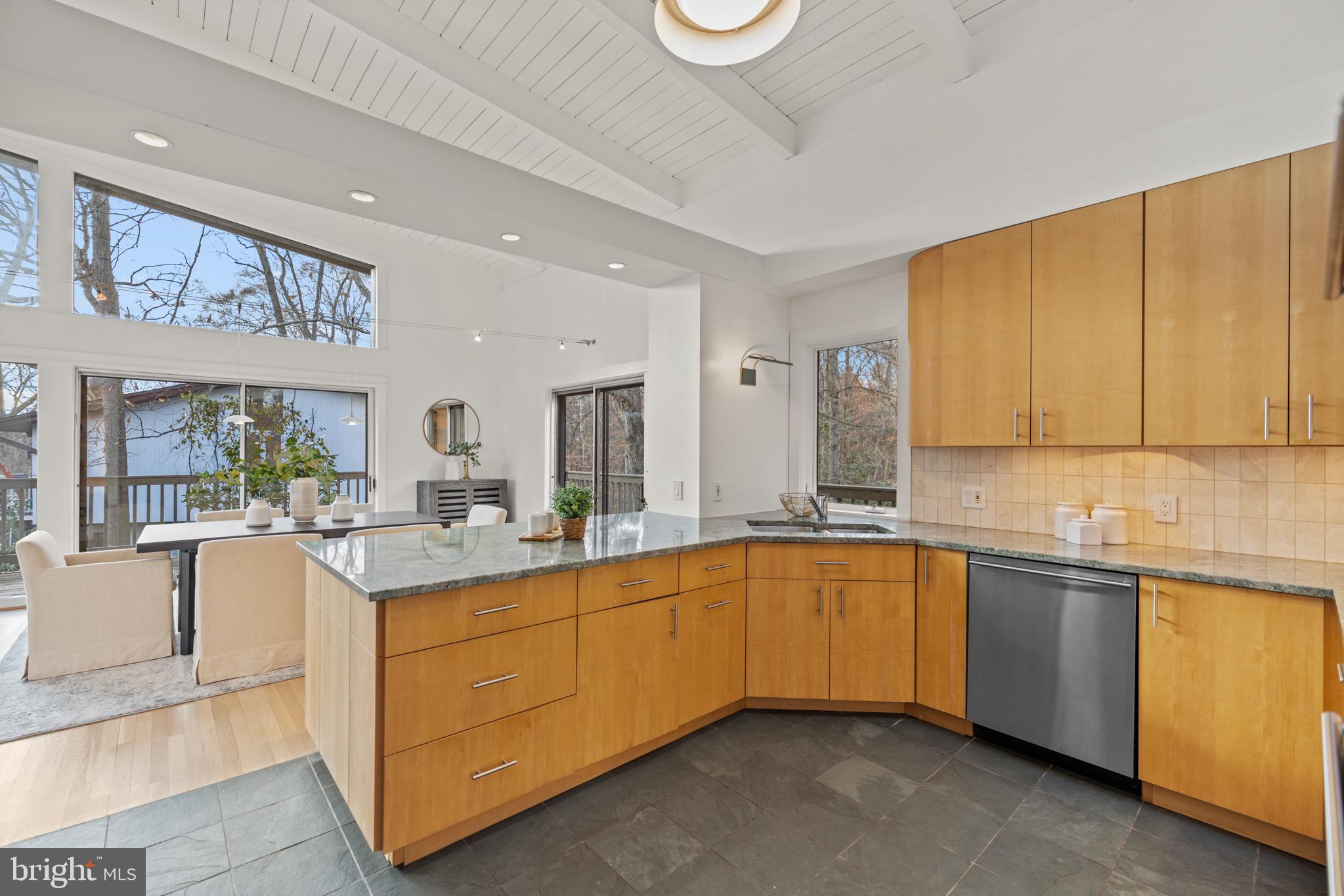 CABIN JOHN PARK - Residential