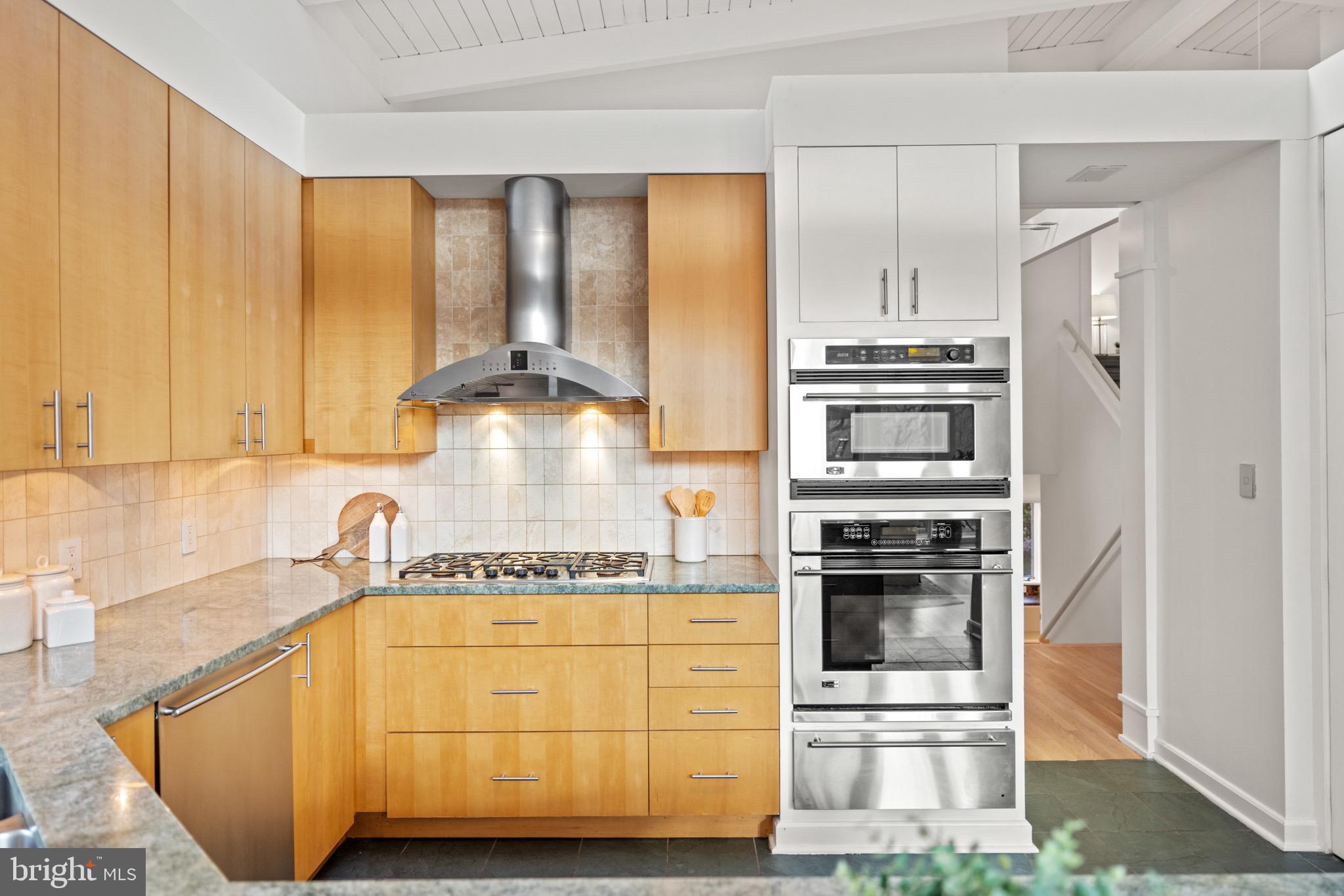 CABIN JOHN PARK - Residential