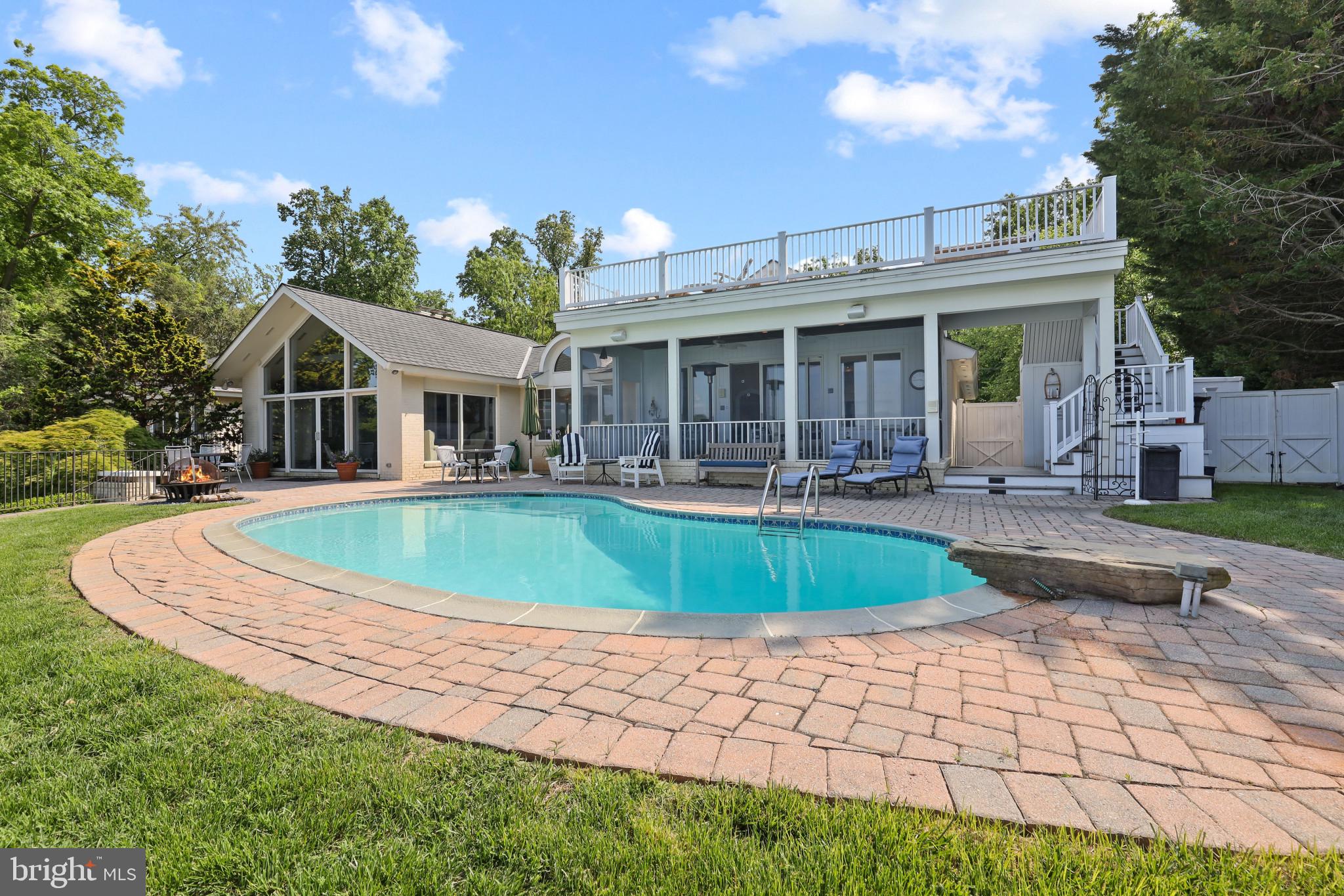 BAY RIDGE - Residential