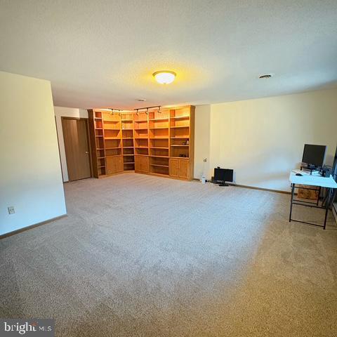 THE WOODS - Residential Lease