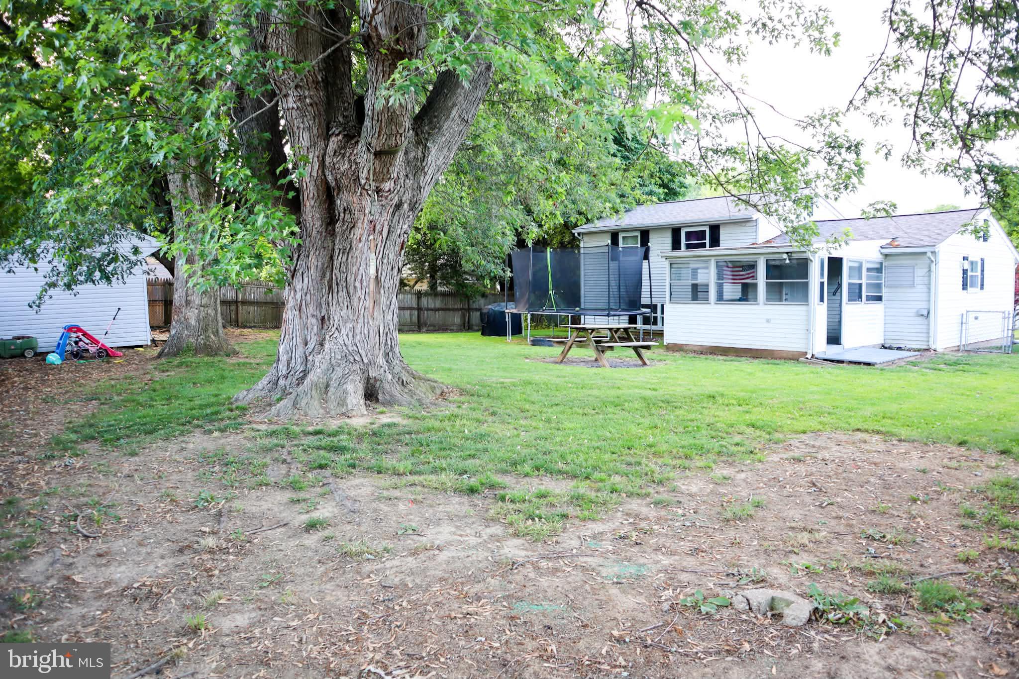 MEADOWVIEW - Residential