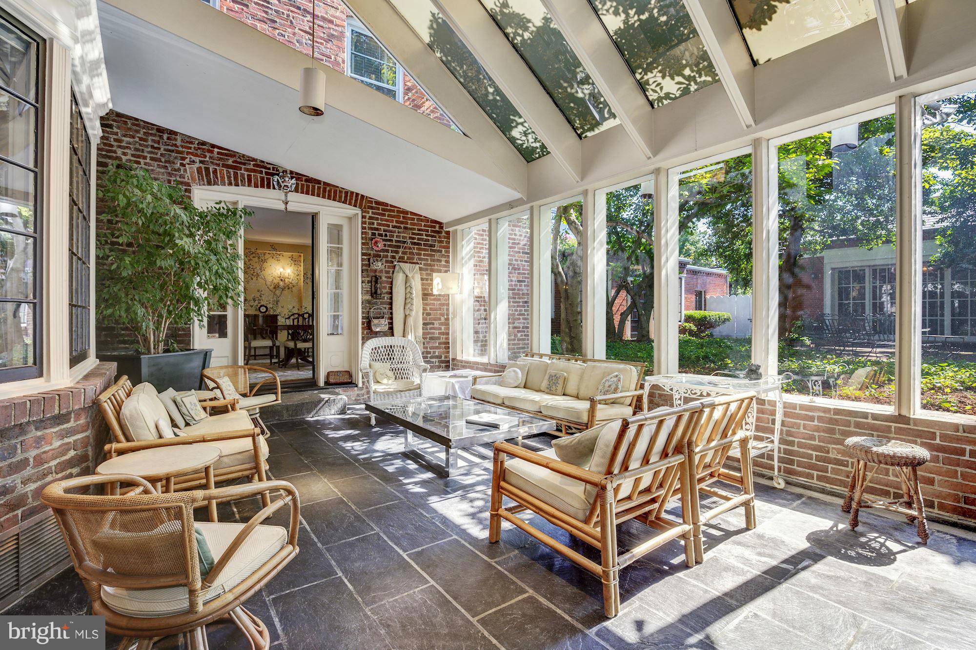 GEORGETOWN - Residential