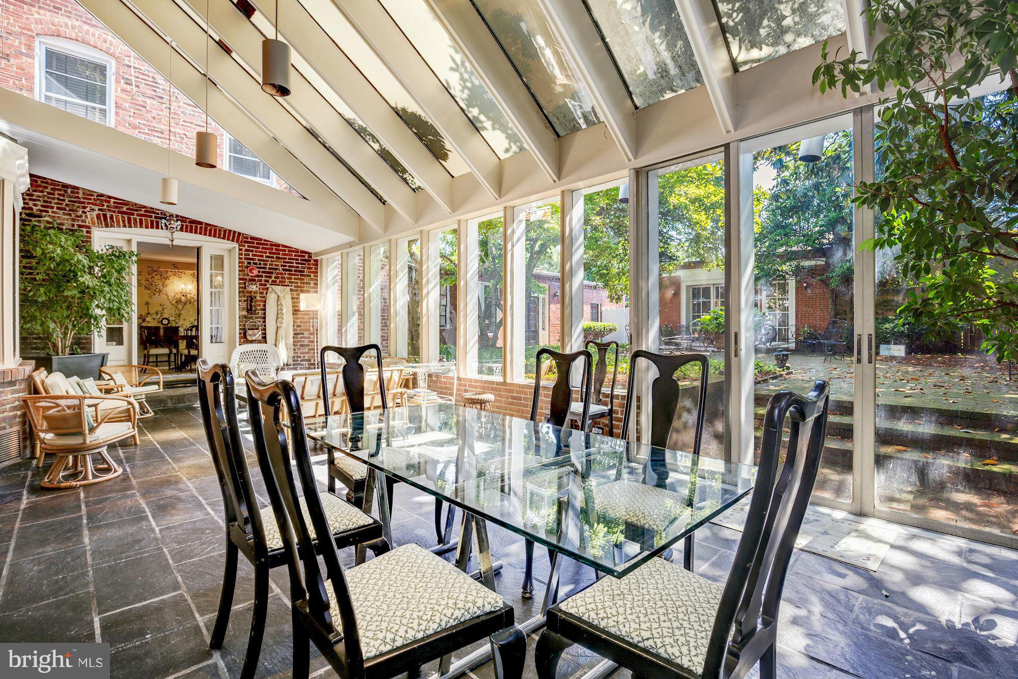 GEORGETOWN - Residential