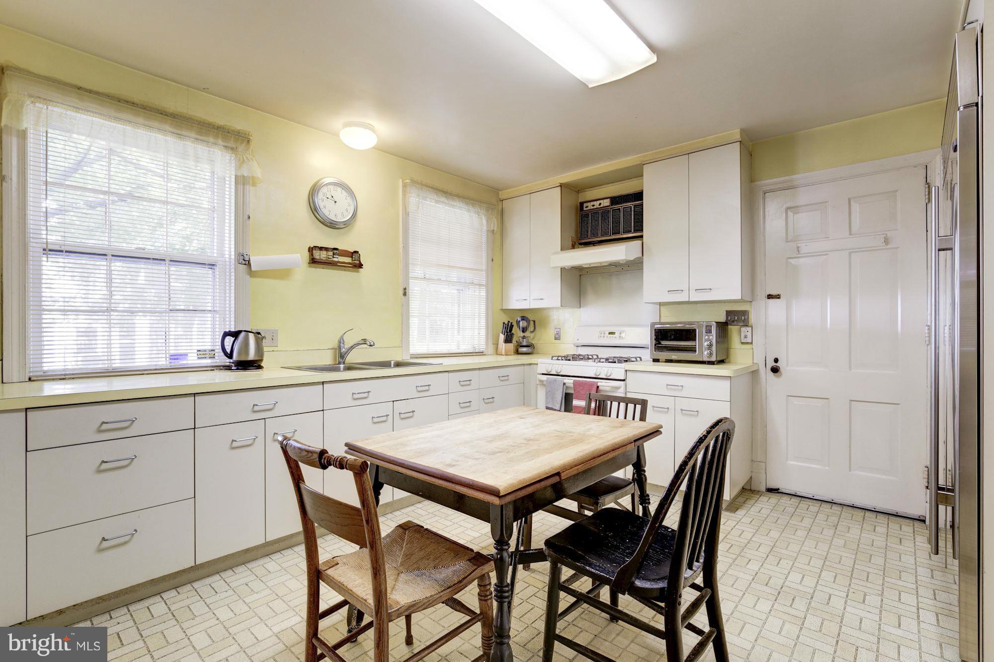 GEORGETOWN - Residential