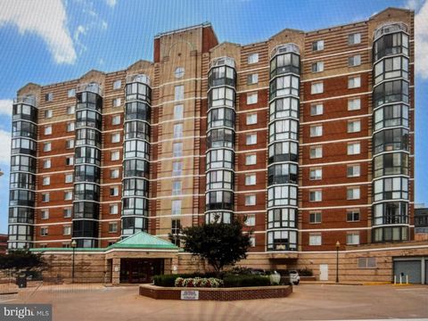 Photo of 24 Courthouse Square #607, ROCKVILLE, MD 20850 (MLS # MDMC2212124)