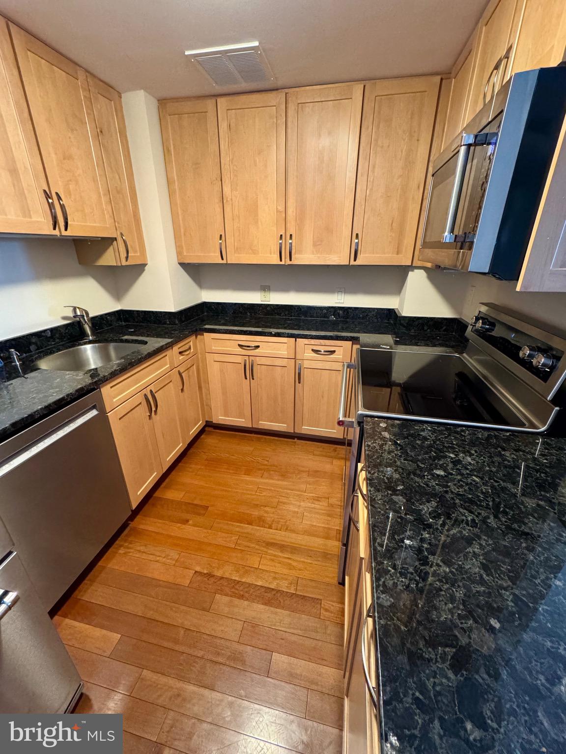 THE VICTORIA CODM - Residential