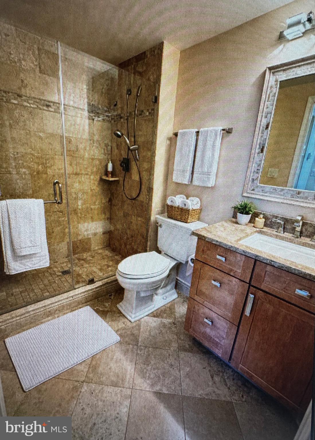 THE VICTORIA CODM - Residential