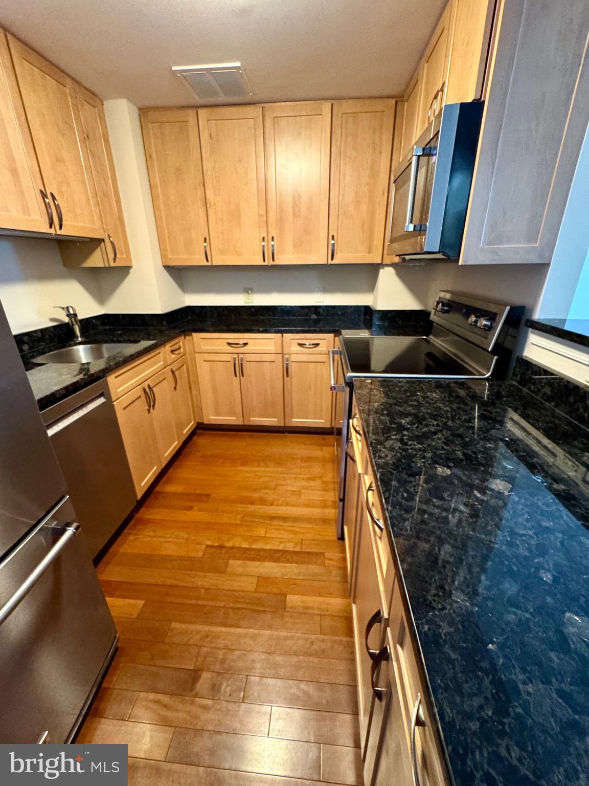 THE VICTORIA CODM - Residential