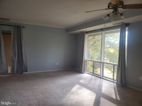 7336 LEE HIGHWAY 203 FALLS CHURCH VA 22046