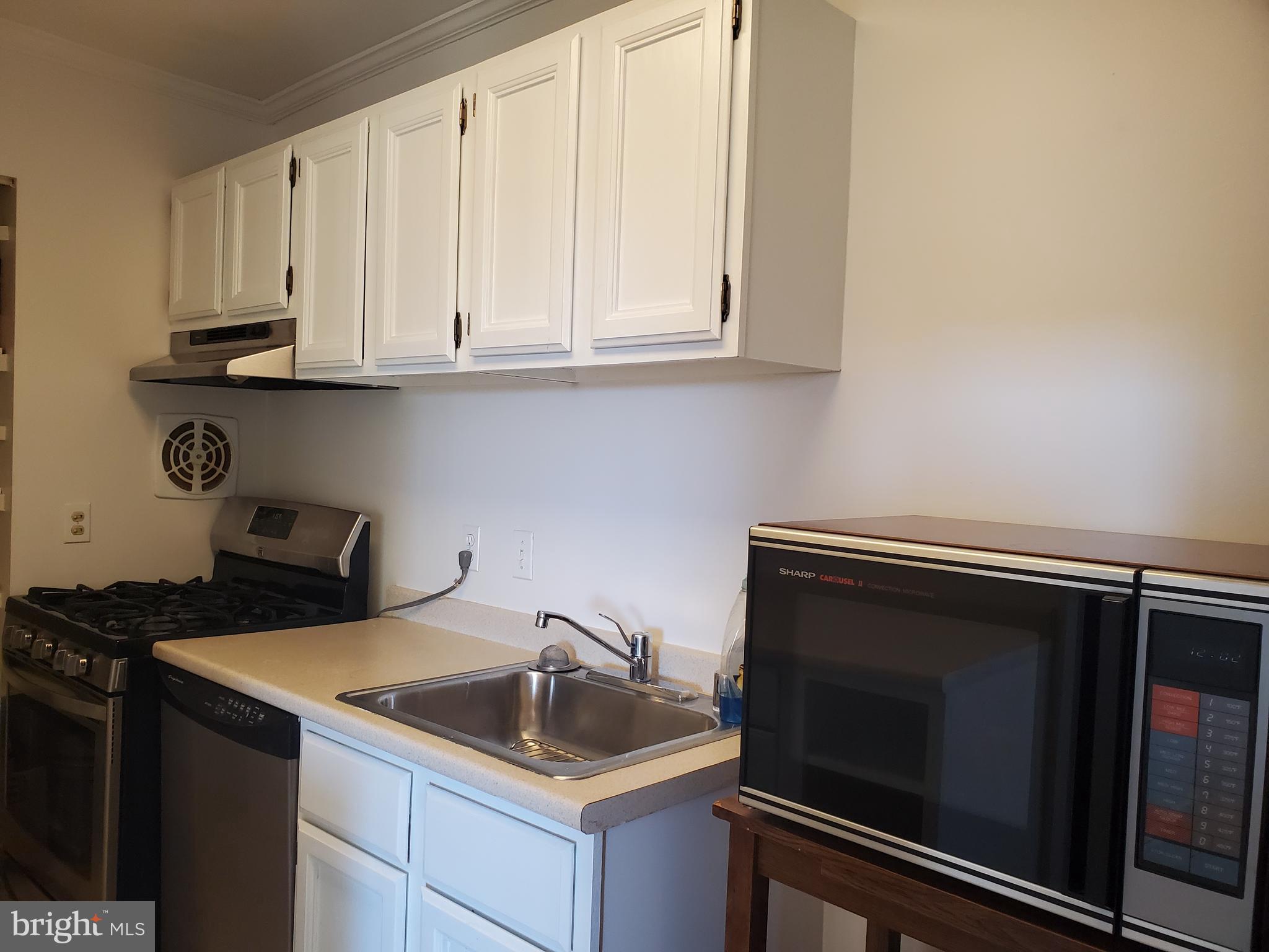 TIMBERLANE VILLAGE GARDEN CONDOMINIUMS - Residential