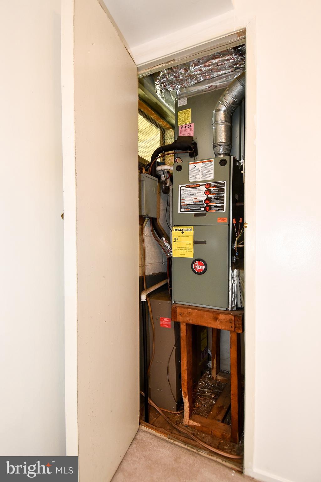 TIMBERLANE VILLAGE GARDEN CONDOMINIUMS - Residential