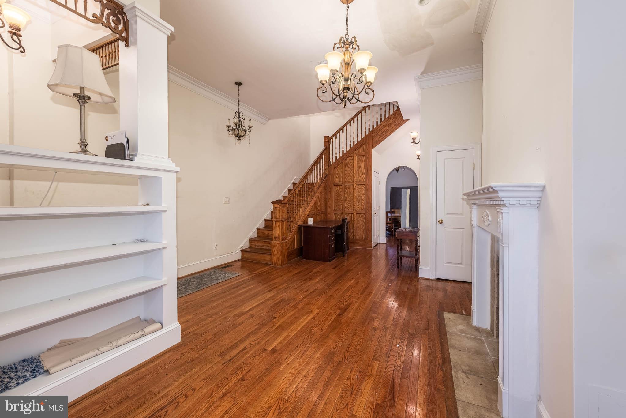 STATION NORTH ARTS DISTRICT - Residential Lease