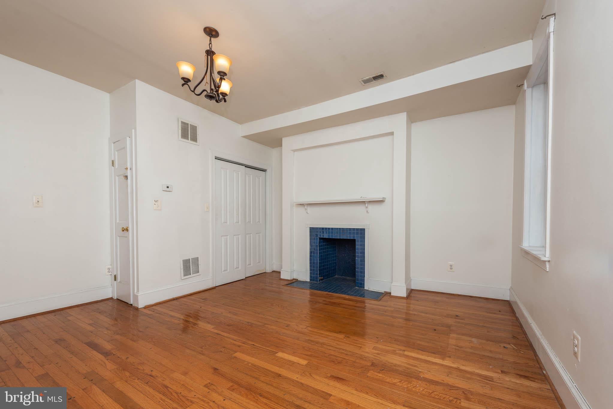 STATION NORTH ARTS DISTRICT - Residential Lease