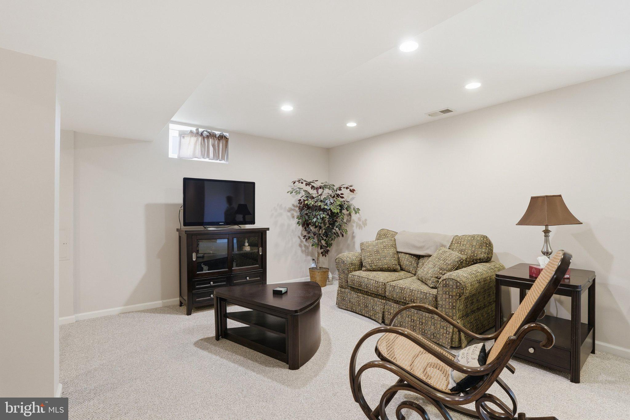 FORREST VIEW - Residential