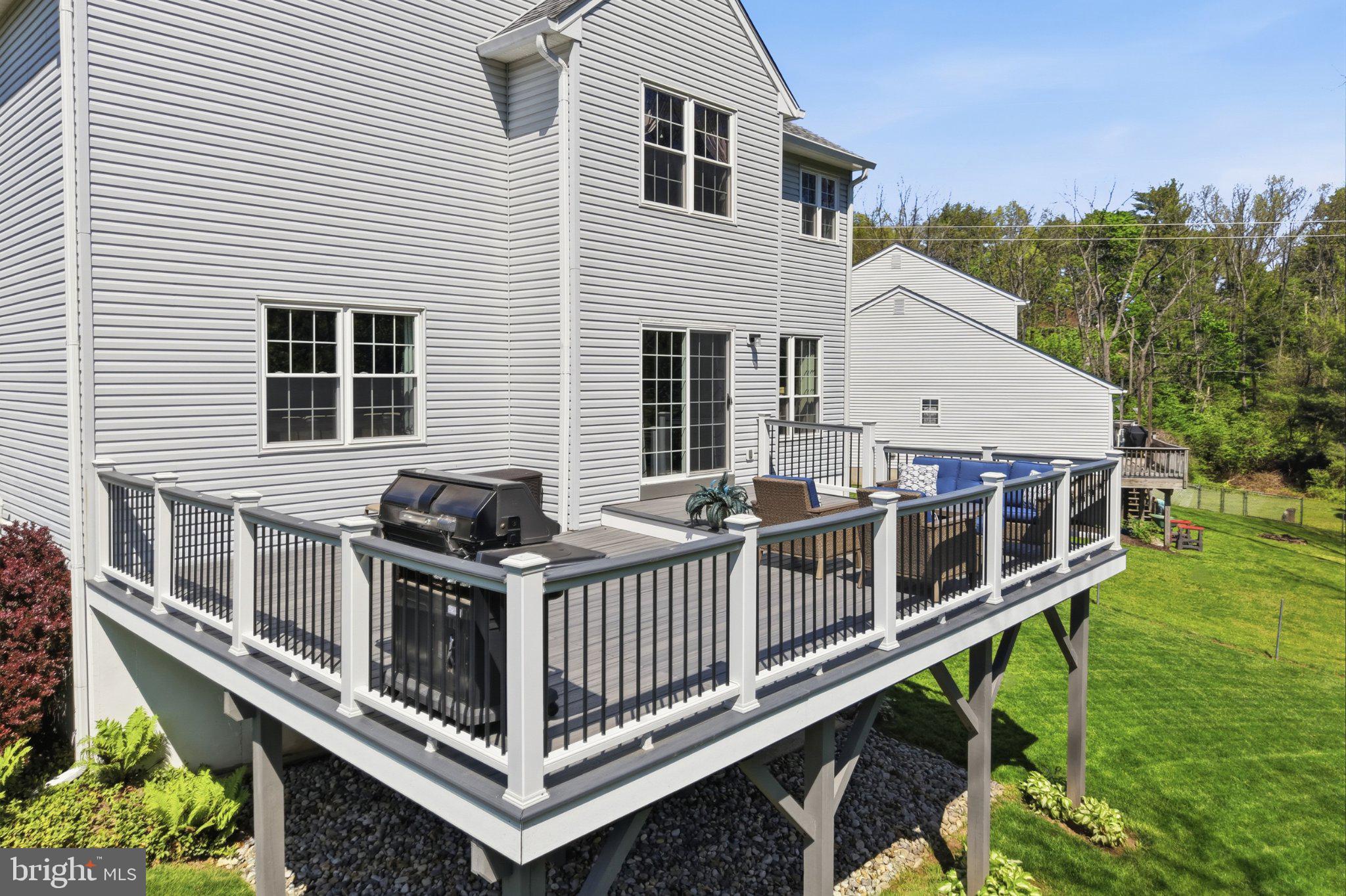 FORREST VIEW - Residential