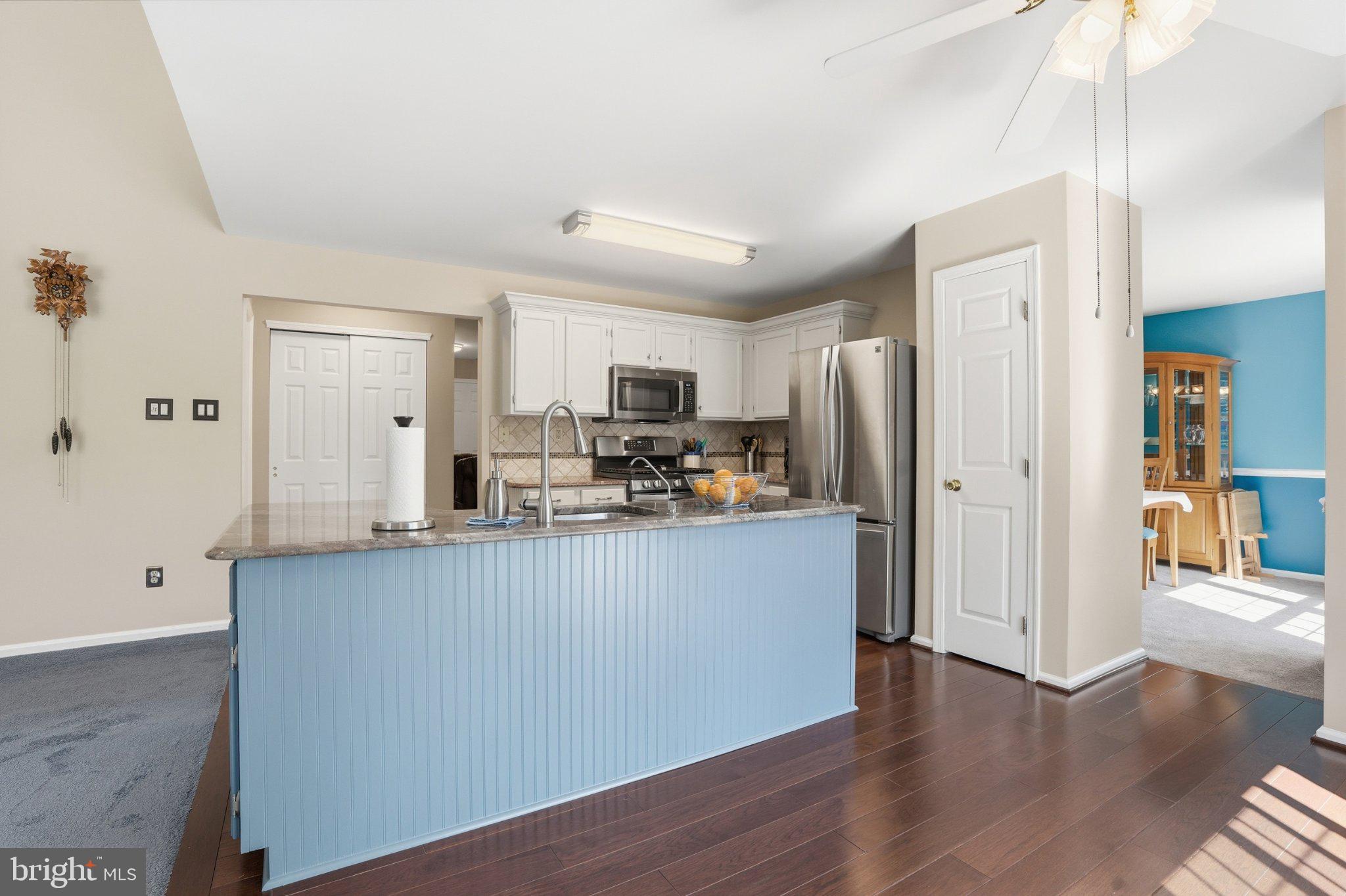 FORREST VIEW - Residential