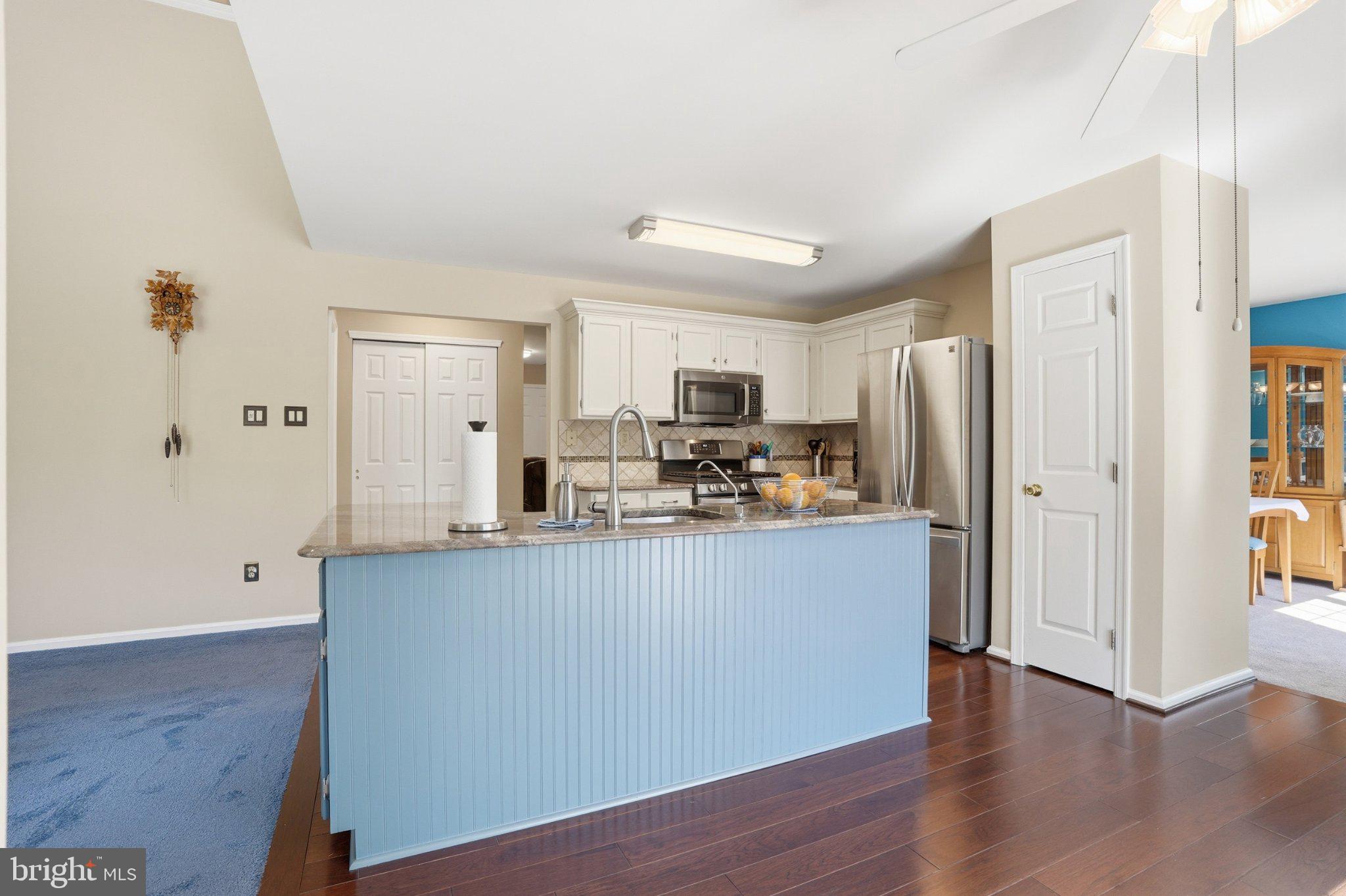 FORREST VIEW - Residential