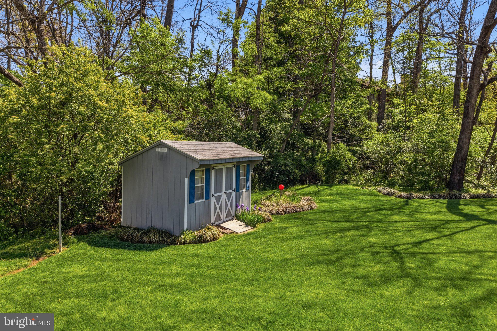 FORREST VIEW - Residential