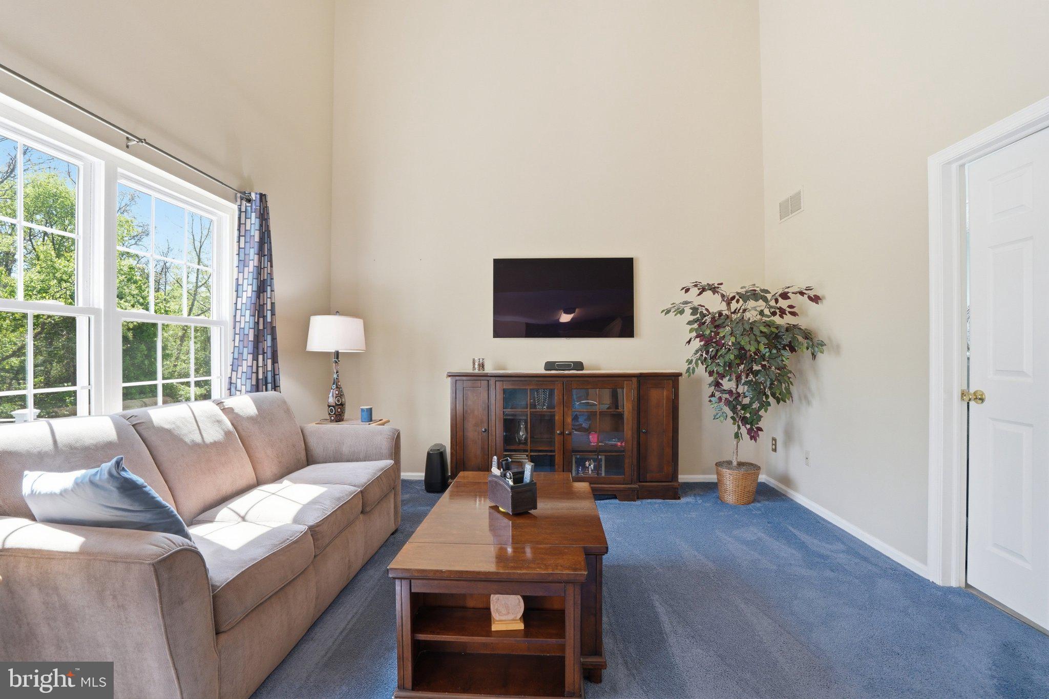 FORREST VIEW - Residential