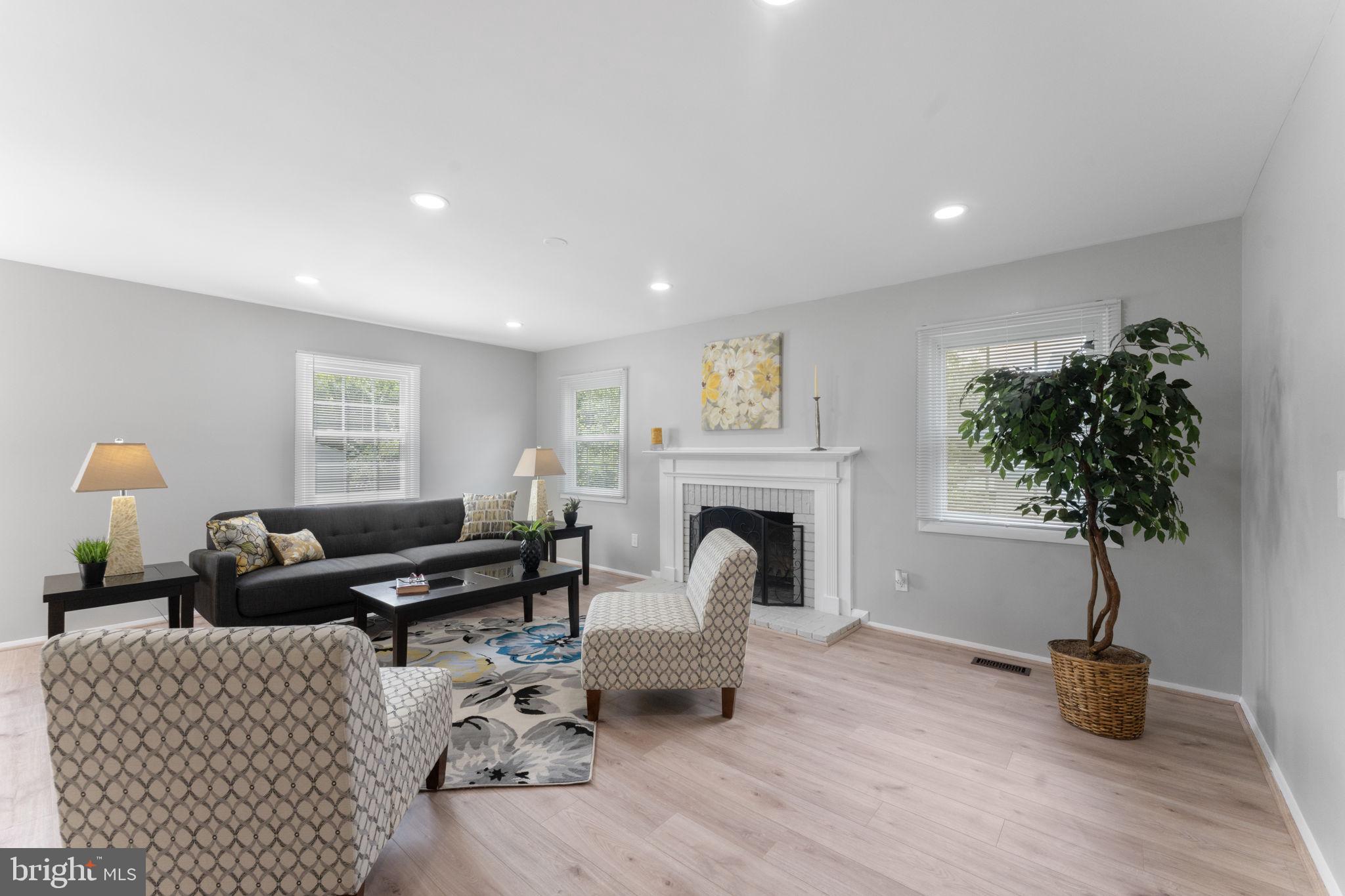 POINTER RIDGE - Residential