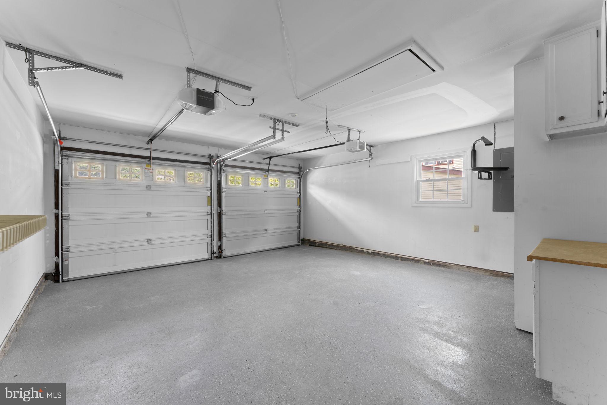 POINTER RIDGE - Residential