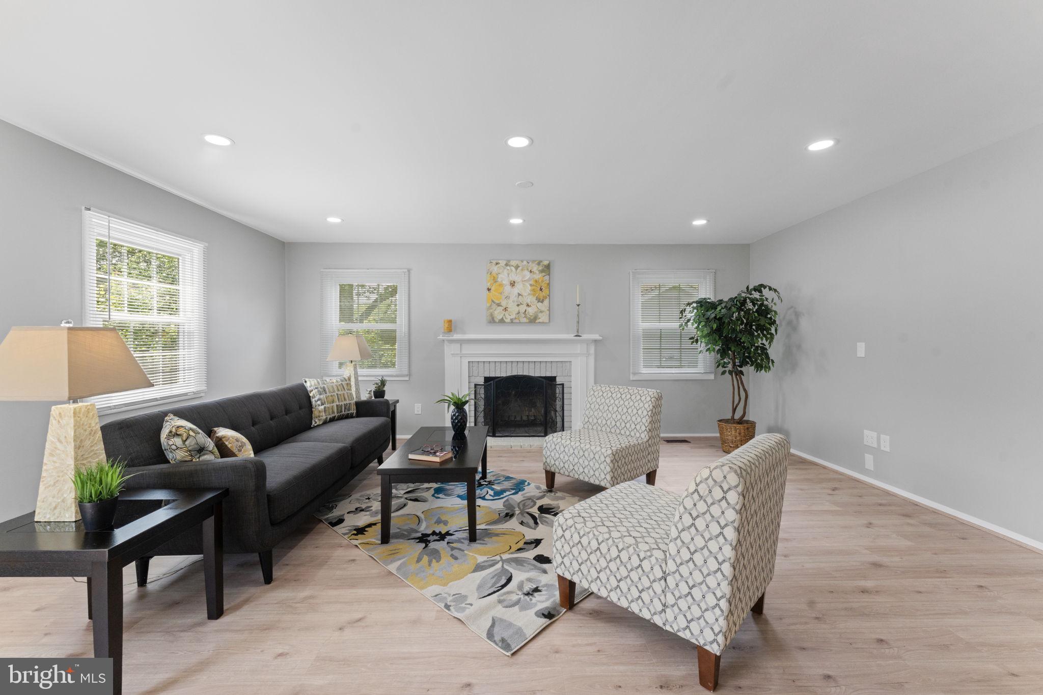 POINTER RIDGE - Residential