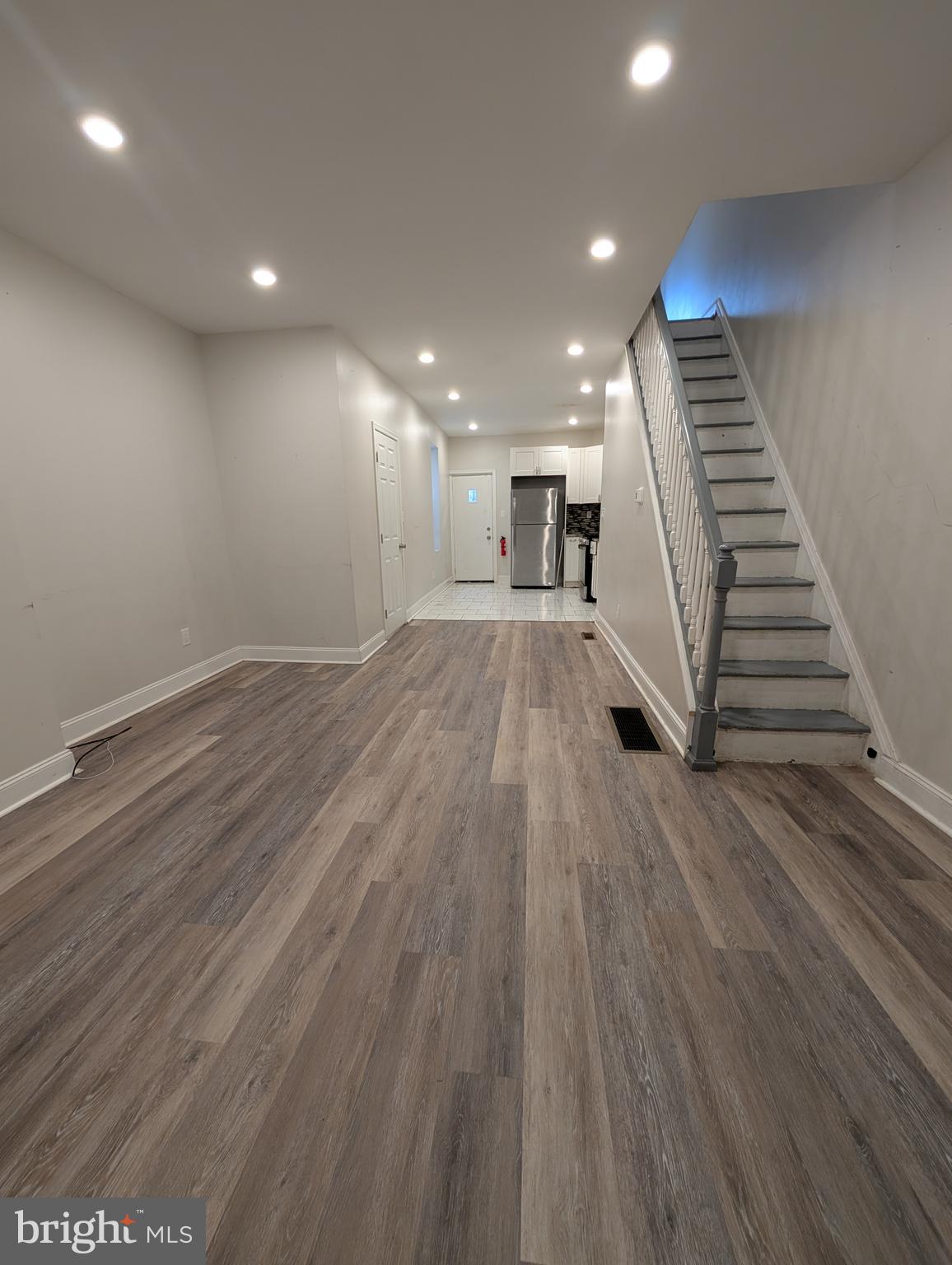 1327 N WANAMAKER STREET