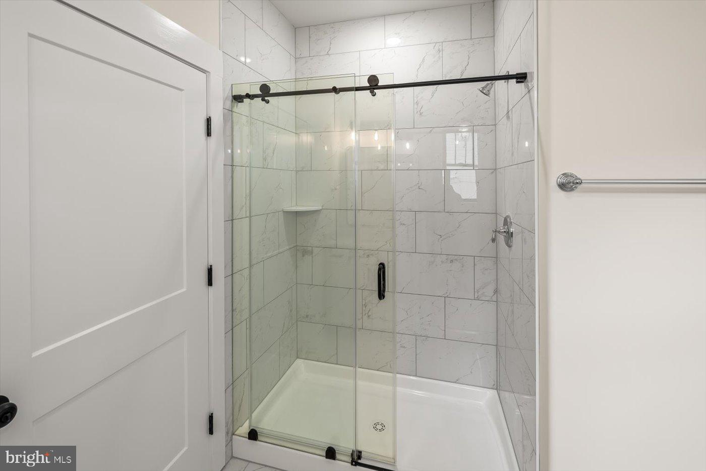 HUNTINGTON HILLS - Residential