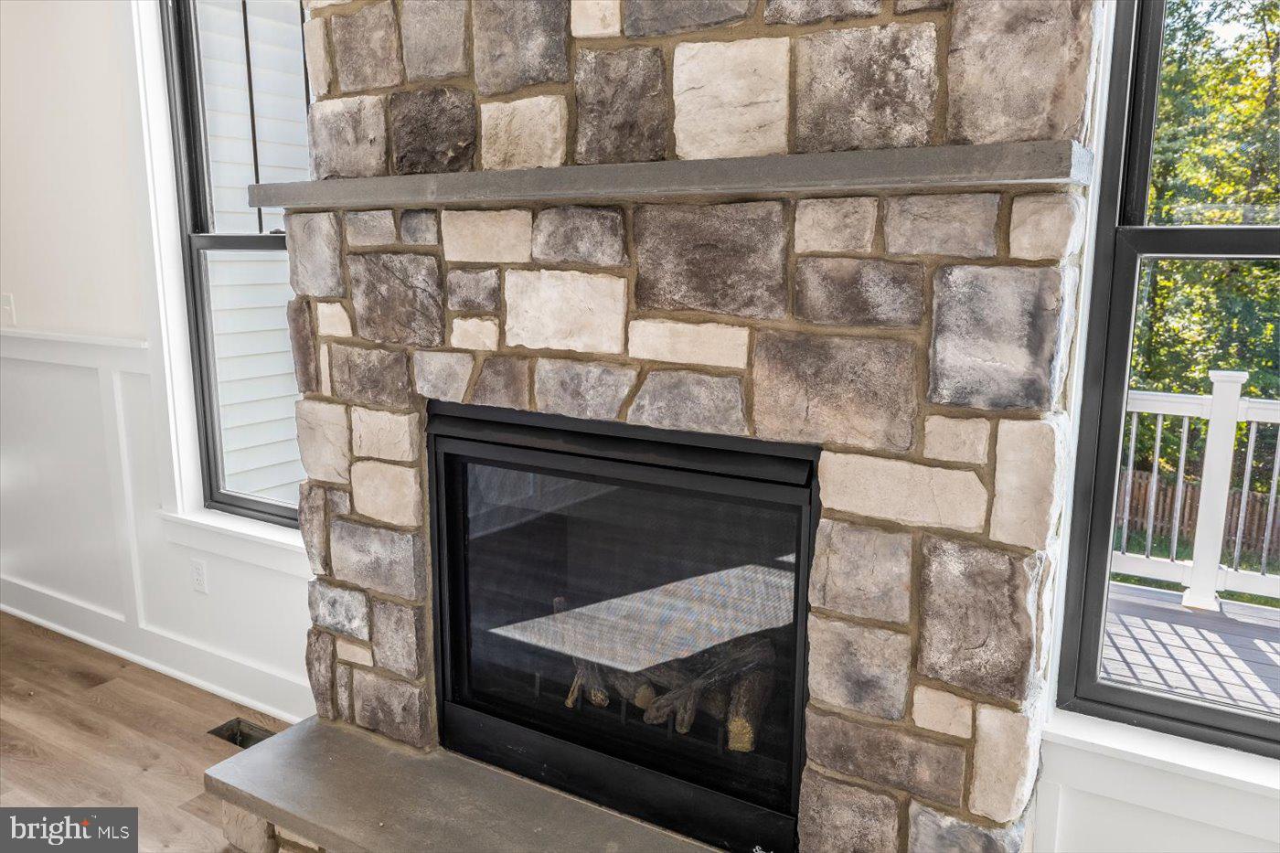 HUNTINGTON HILLS - Residential