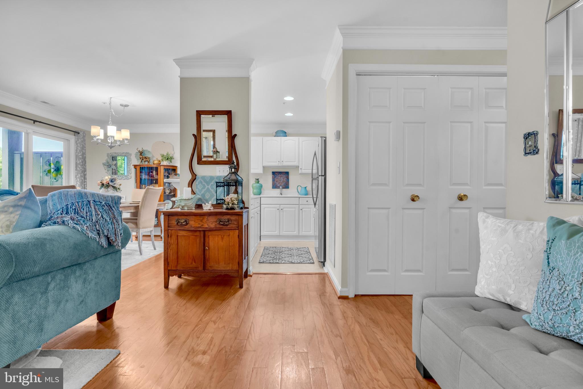605 TEAL COURT