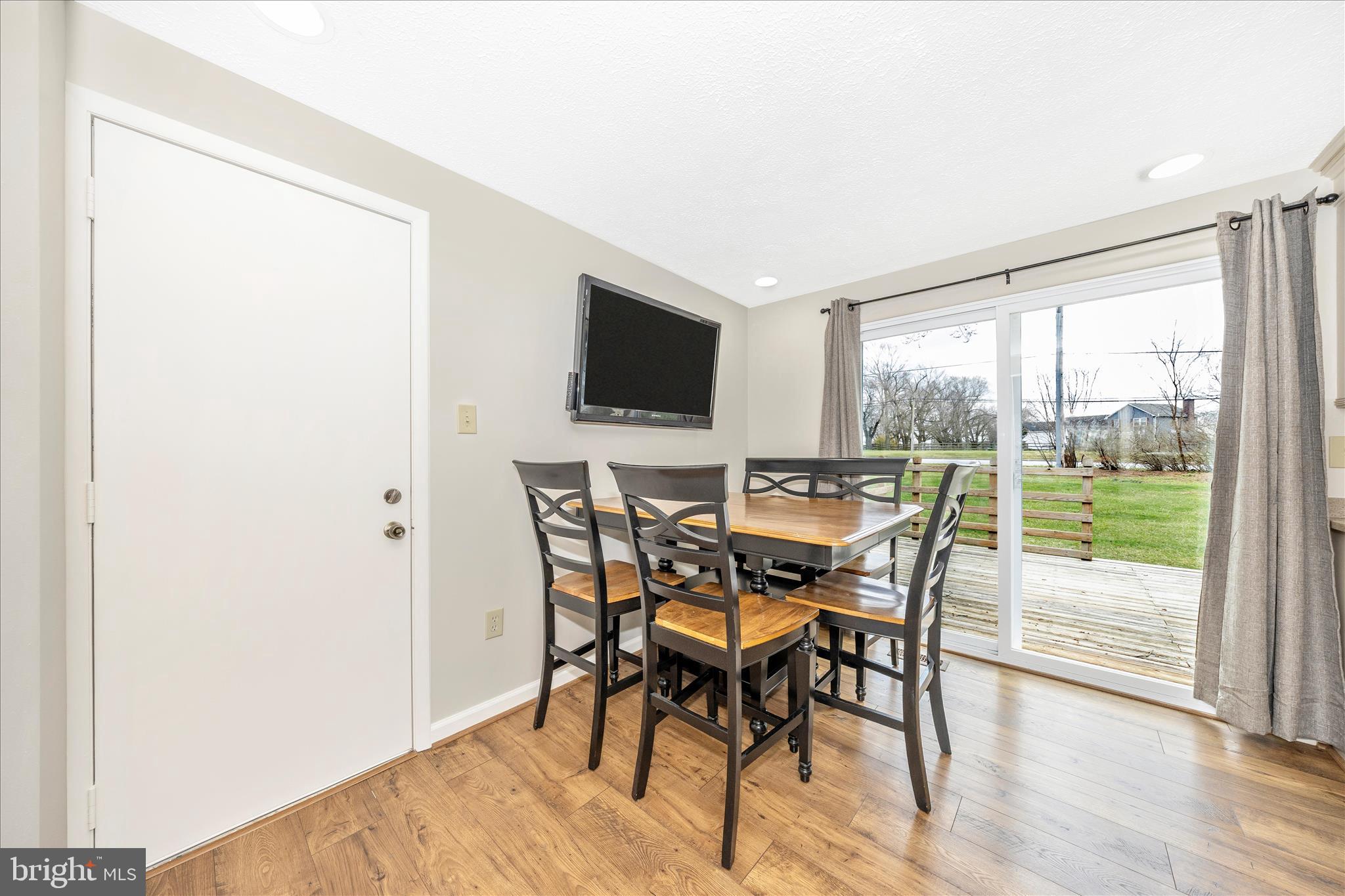 GLADE MANOR - Residential