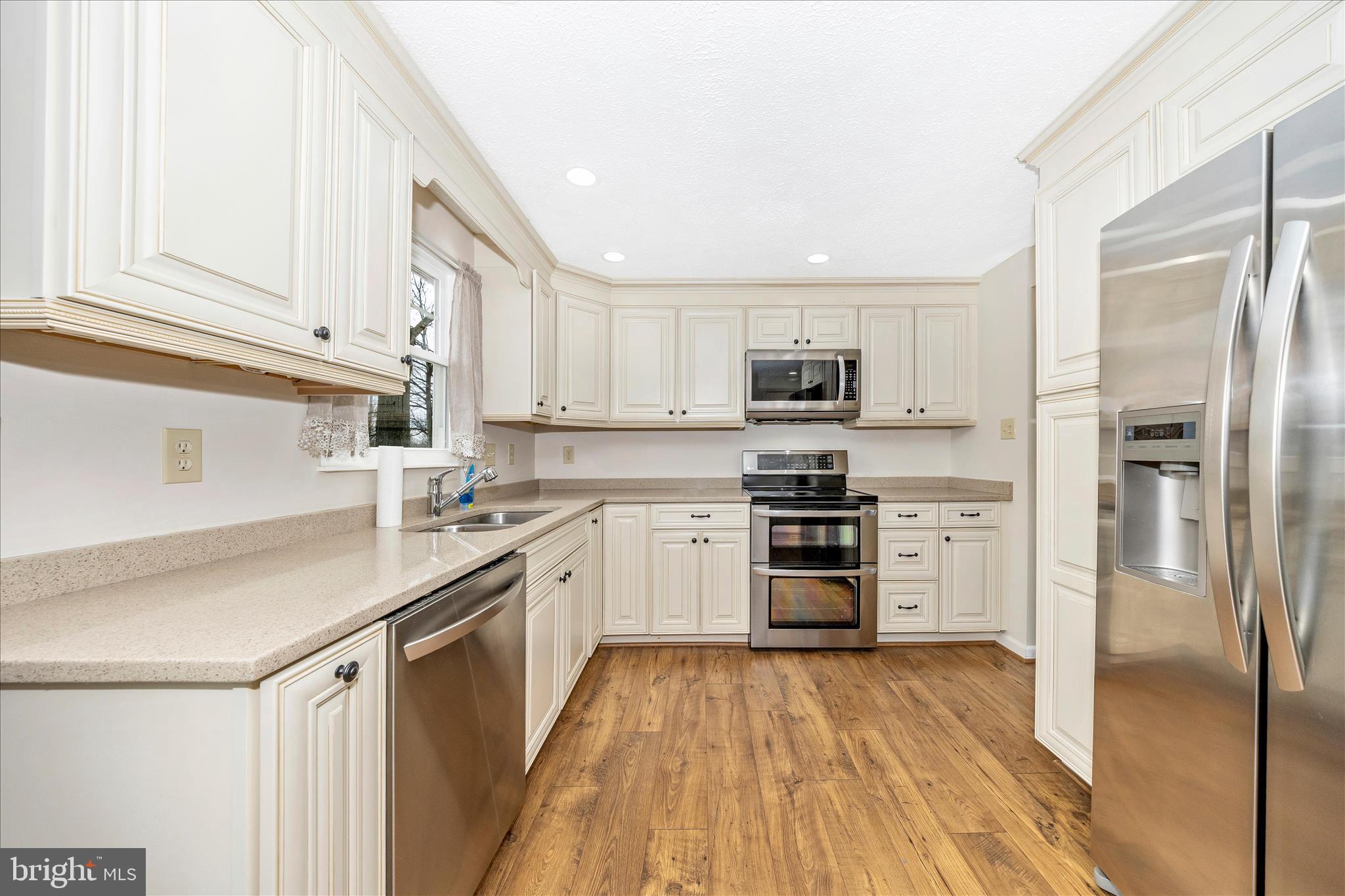 GLADE MANOR - Residential