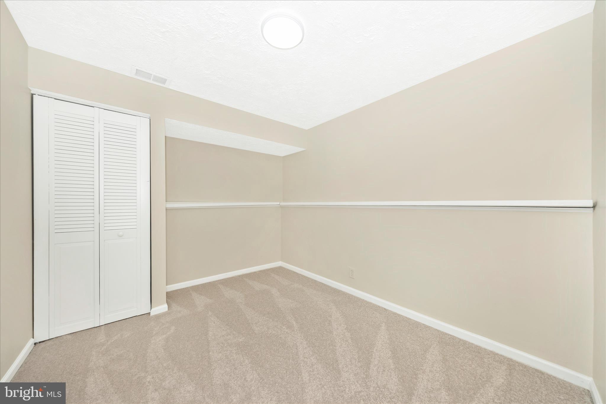 GLADE MANOR - Residential