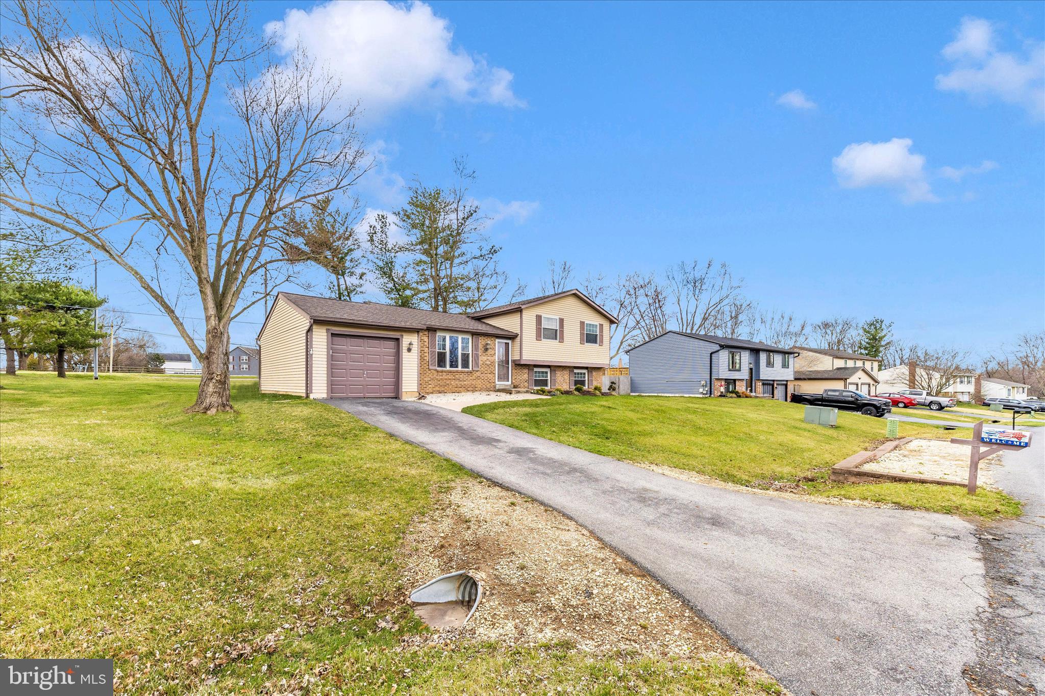 GLADE MANOR - Residential