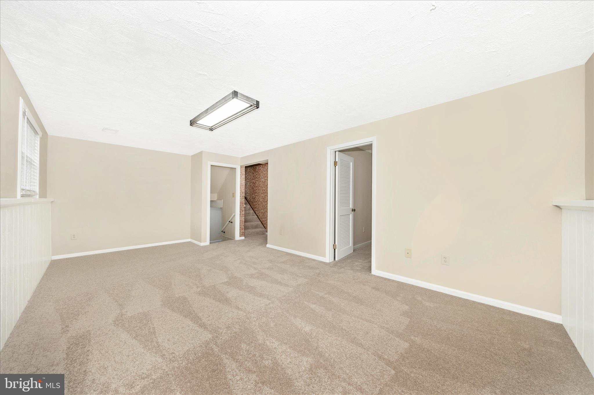 GLADE MANOR - Residential