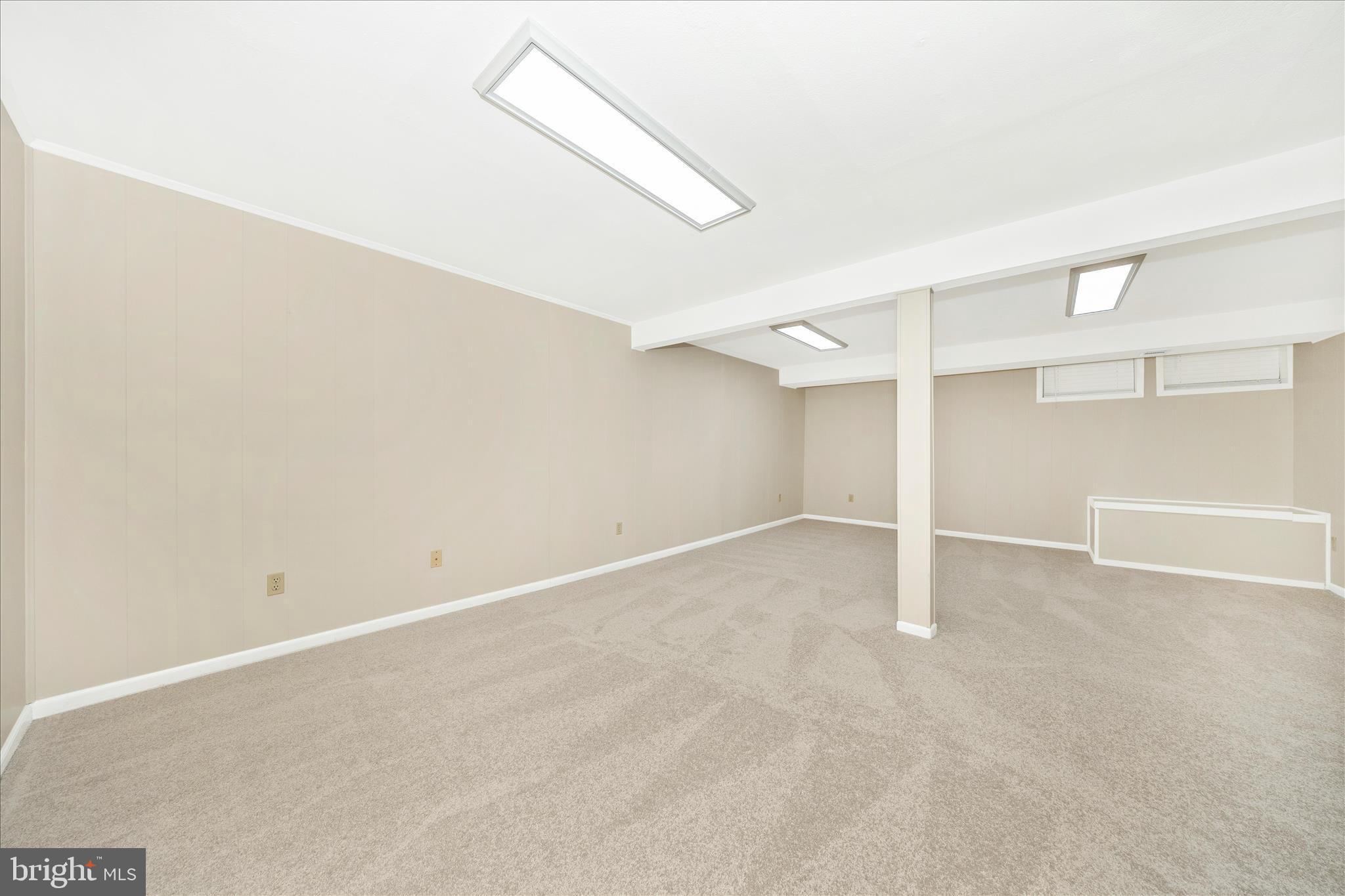 GLADE MANOR - Residential