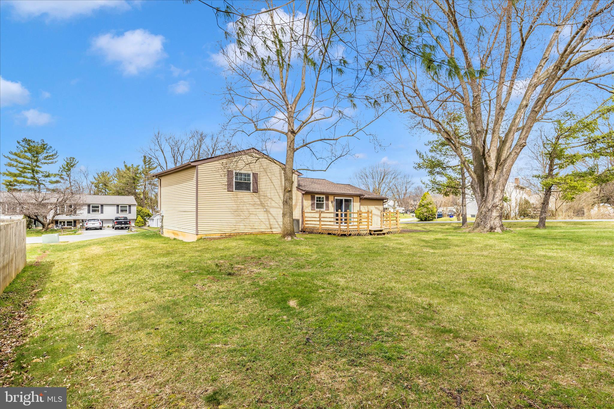 GLADE MANOR - Residential