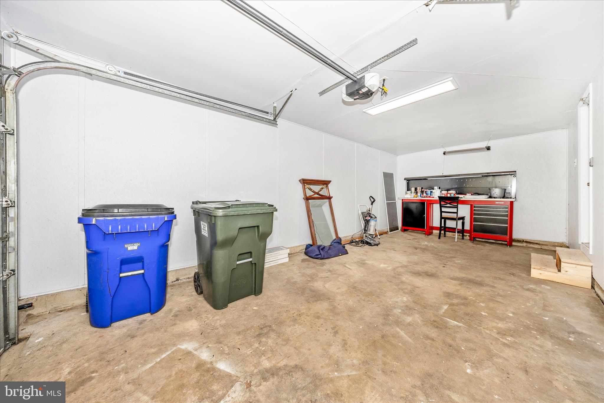 GLADE MANOR - Residential