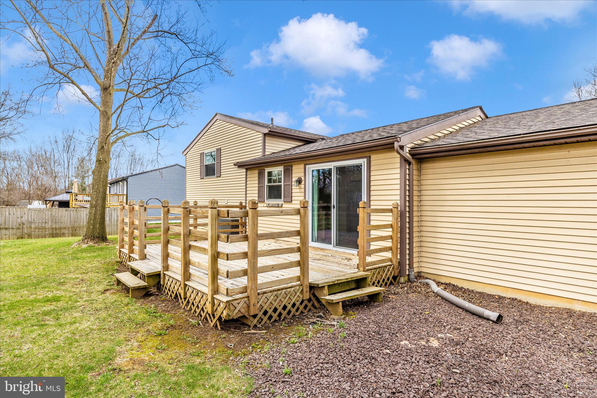 GLADE MANOR - Residential