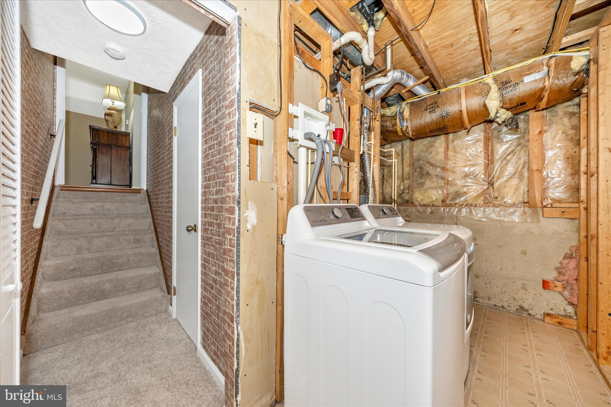 GLADE MANOR - Residential